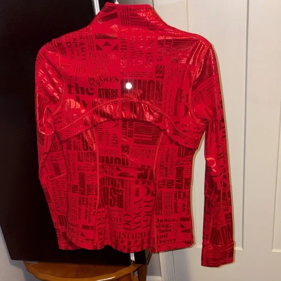 Lululemon define Jacket Lunar New Year Size 8 Great Condition - Picture 5 of 8